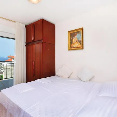 With Sea View 12 * Stomorska