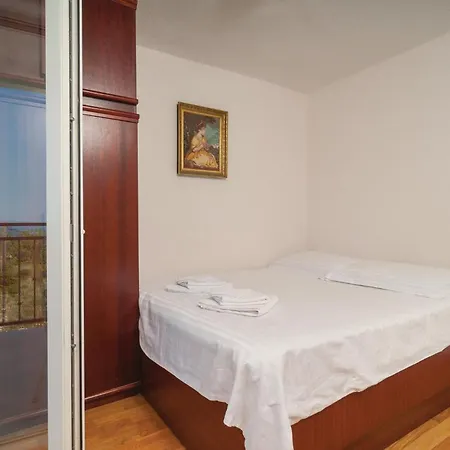 With Sea View 12 * Stomorska