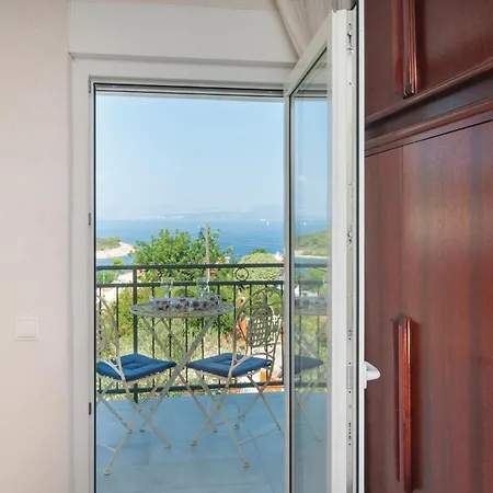 With Sea View 12 *